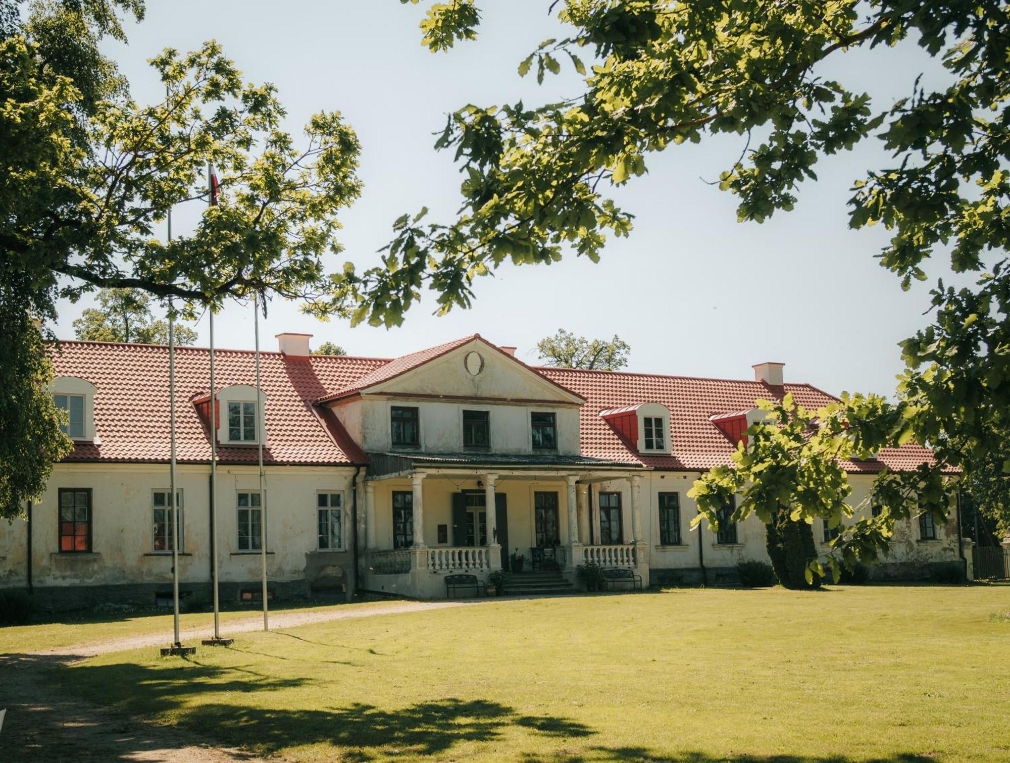Blankenfeldes Muiza Hotel Tērvete Buitenkant foto