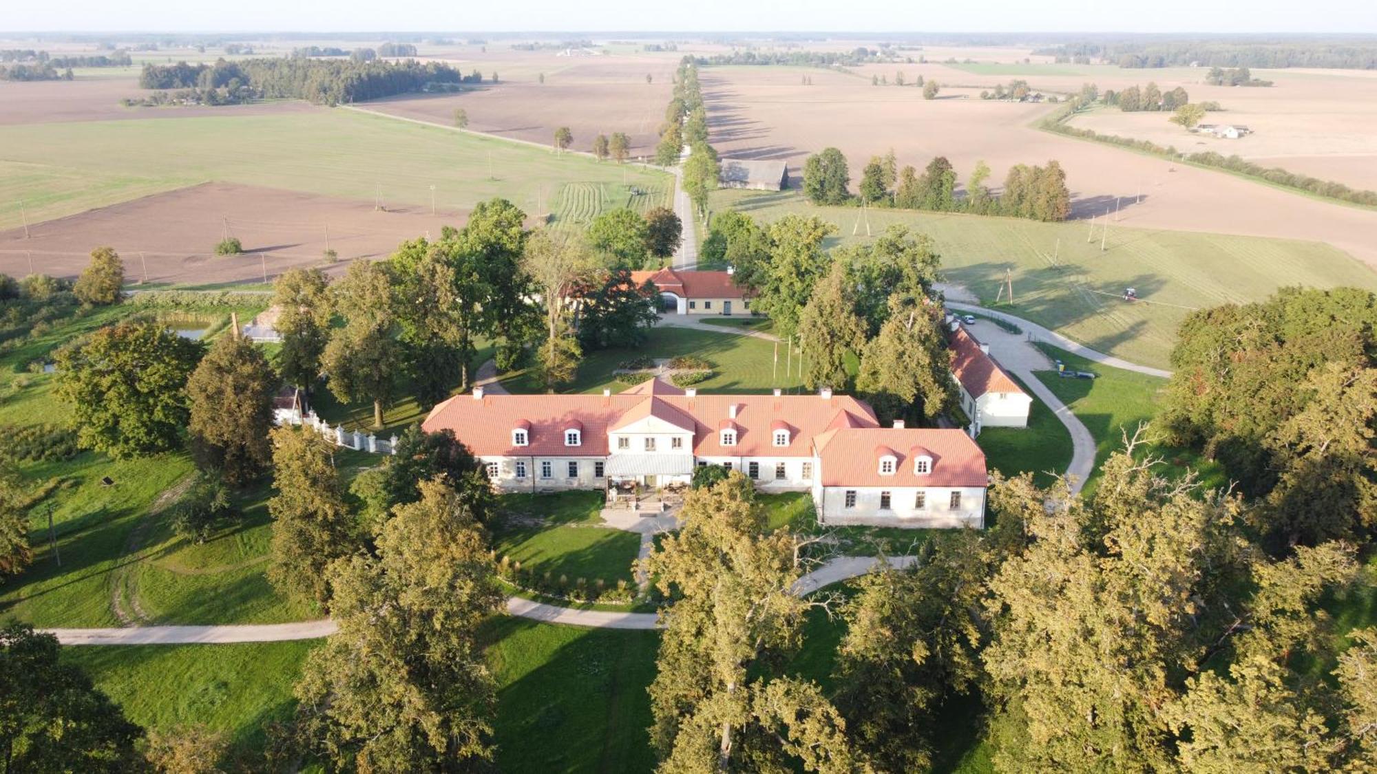 Blankenfeldes Muiza Hotel Tērvete Buitenkant foto